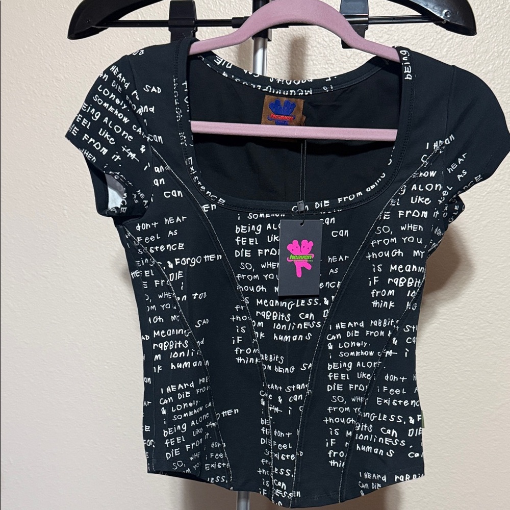 Heaven brand graphic tee NWT‎